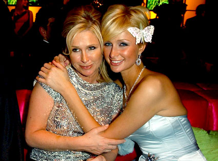 Kathy Hilton, Paris Hilton Kathy Hilton, Paris Hilton